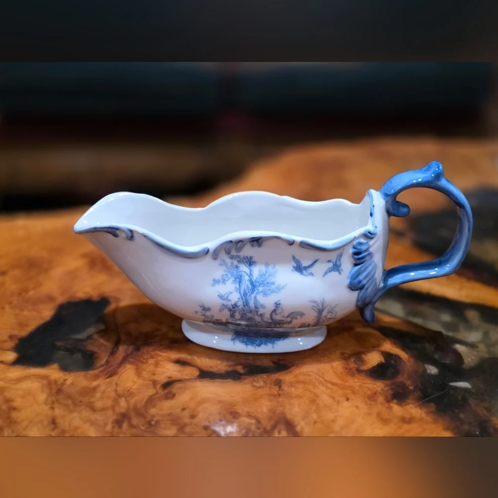 Aux Au Provence China VERY RARE Antique Porcelain Sauce Boat 18th Century - Picture 4 of 8